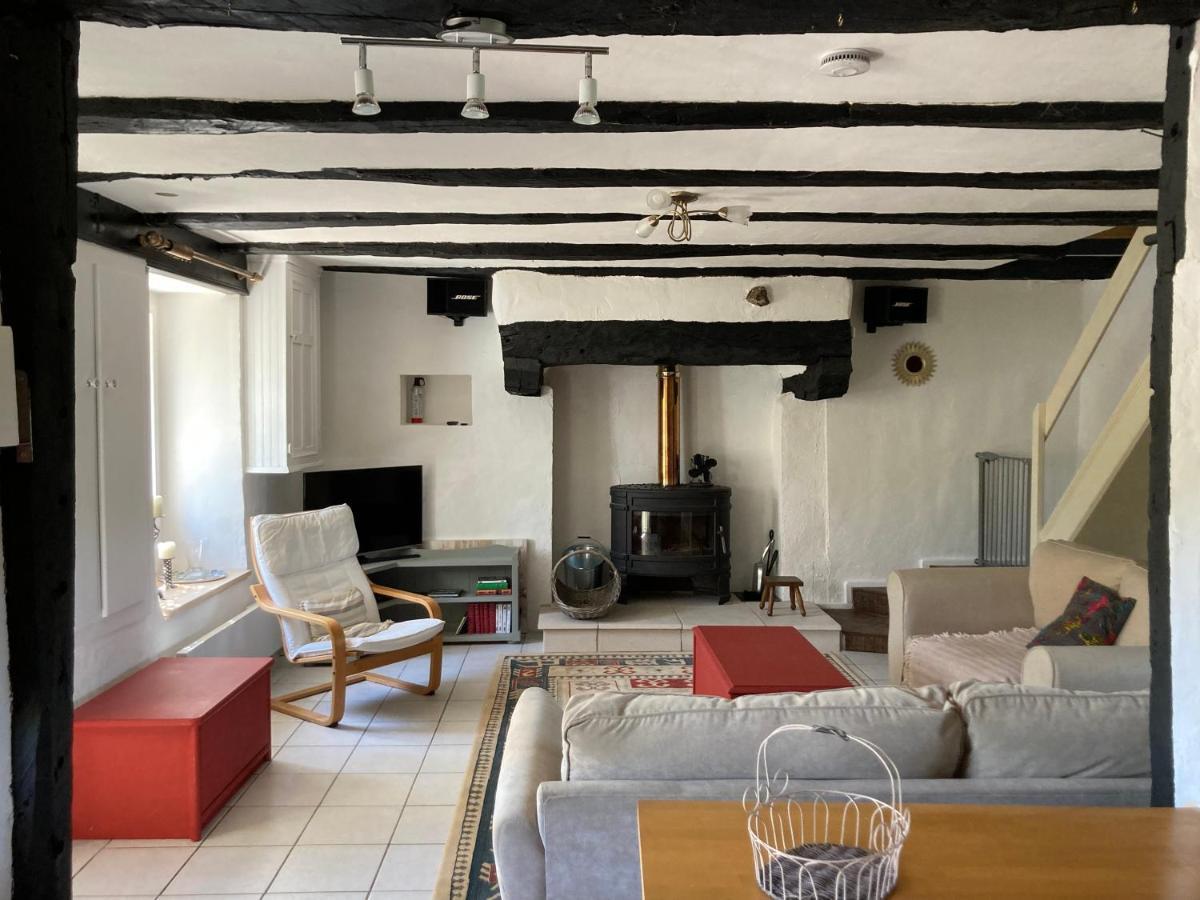 La Maison Charmante D'Elisabeth Saint-Ybard Luaran gambar